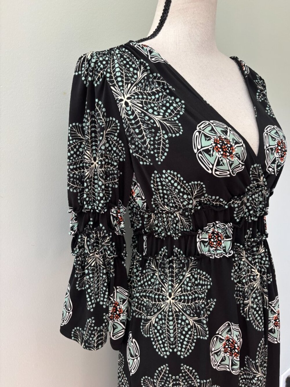 Max Edition Black Floral Boho Dress Small NWT - Picture 2 of 7